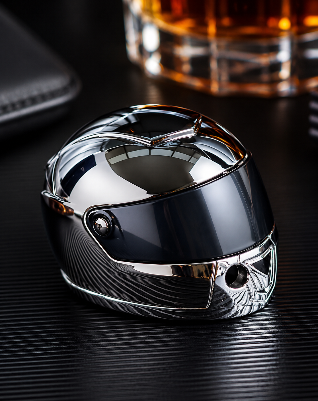 Encendedor de gas butano tipo casco de moto